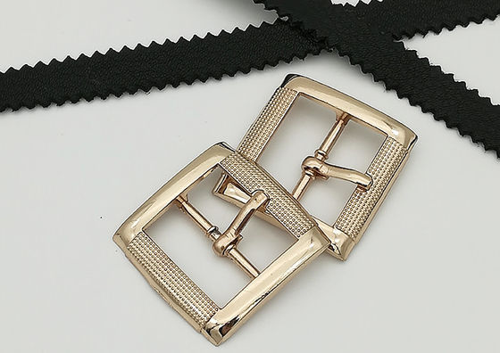 China Rectangle Metal Shoe Buckles Single Prong Pin Structure Exquisite / Elegant supplier